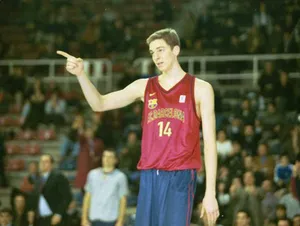 NBA名人堂“加嫂”保罗·加索尔球星图片_11