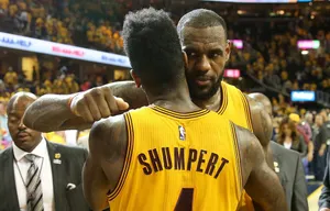 NBA名人堂伊曼·香珀特球星图片第1张