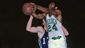 NBA名人堂“Mr.Clutch”萨姆·琼斯球星图片_4