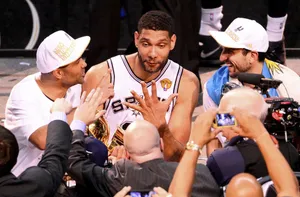 NBA名人堂“石佛”蒂姆·邓肯球星图片_4