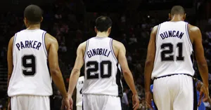 NBA名人堂“石佛”蒂姆·邓肯球星图片_6