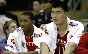 NBA名人堂“小巨人”姚明球星图片_16