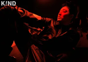 潘玮柏中式长袍造型写真图片_6