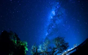 夜晚璀璨星空图片_5