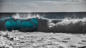 汹涌的海浪图片_12