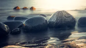 高清海边的鹅卵石图片_4