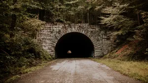 公路隧道图片_5