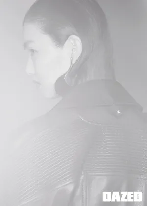 陈瑜性感复古光影写真图片_16