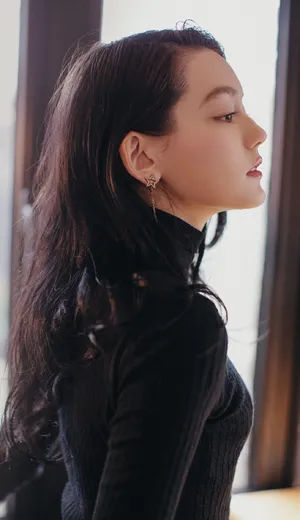 李诗颖轻盈灵动写真图片_2