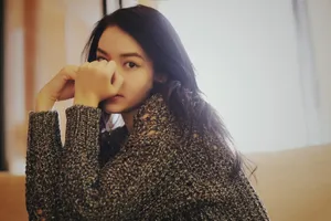 李诗颖潮流街拍图片