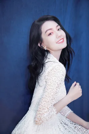李诗颖性感纯白写真图片_4