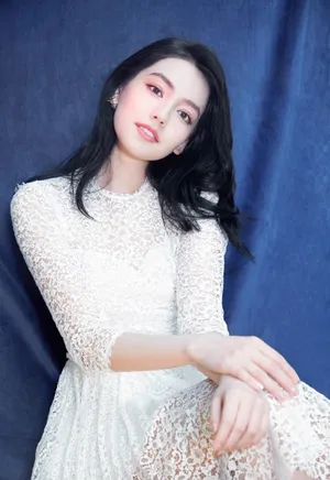 李诗颖性感纯白写真图片_5