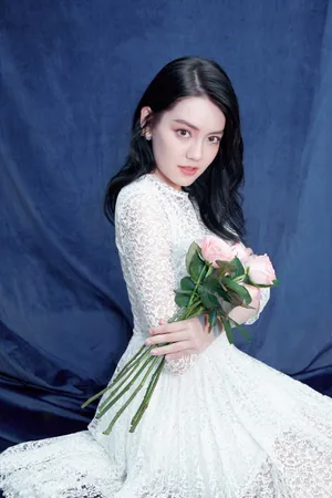 李诗颖性感纯白写真图片_6