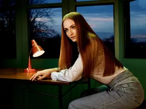 索菲·特纳唯美杂志大片写真图片_3