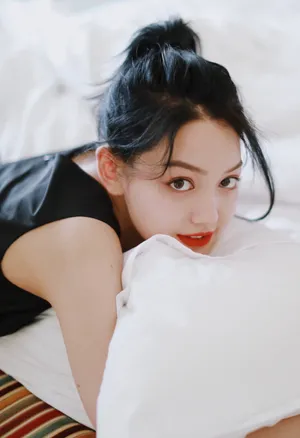李诗颖性感优雅写真图片_7