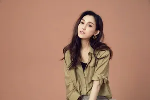 范玮琪温柔性感杂志写真图片_6