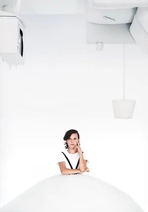 “小11”米莉·博比·布朗唯美时尚杂志大片写真图片