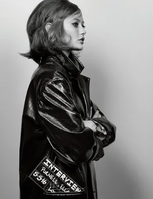 艾拉·彭内尔Ella Purnell性感图片_5