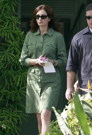 朱莉娅·罗伯茨《Larry Crowne》片场花絮图片_1