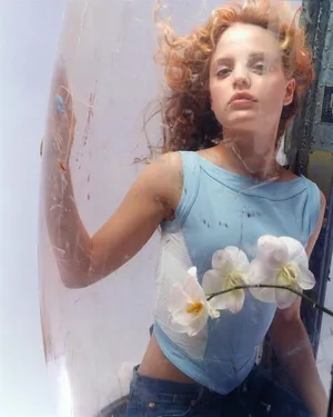 米娜·苏瓦丽唯美迷人写真图片_6