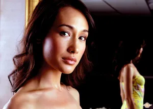 李美琪Maggie Q性感长腿写真_7