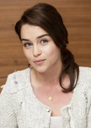 艾米莉亚·克拉克Emilia Clarke图片