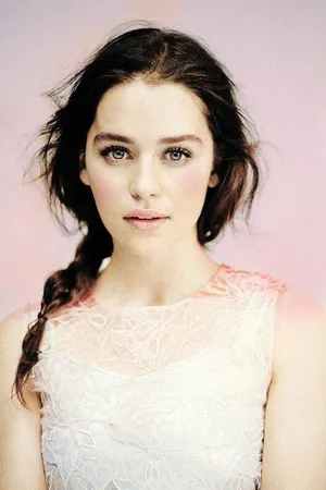 艾米莉亚·克拉克Emilia Clanke性感写真图片