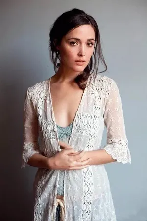 Rose Byrne萝丝拜恩古典知性写真图片_5