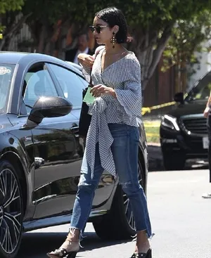 VanessaHudgens凡妮莎哈金斯街拍时尚写真_2