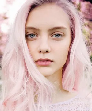 娜斯提娅·库萨齐纳 Nastya Kusakina 清纯小妮子图片