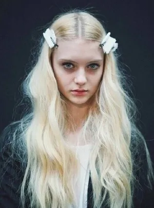 娜斯提娅·库萨齐纳 Nastya Kusakina清纯美丽图片