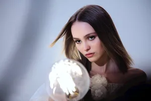 Lily Rose Depp莉莉 罗丝 德普时尚写真图片