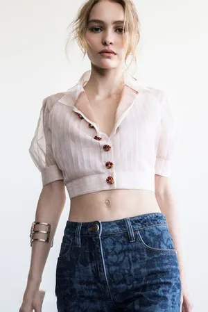 Lily Rose Depp莉莉 罗丝 德普写真图片_6