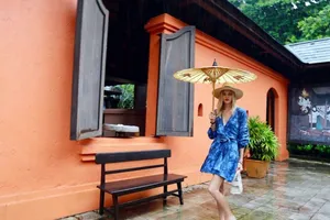 Devon Windsor旅行生活照图片_5