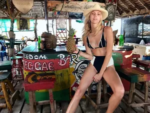 Devon Windsor旅行生活照图片_7