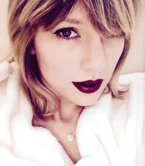 泰勒·斯威夫特专辑《reputation》大头照写真图片_2