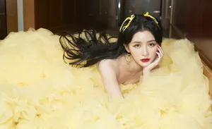 蔡卓宜淡黄长裙魅力性感图片写真_1
