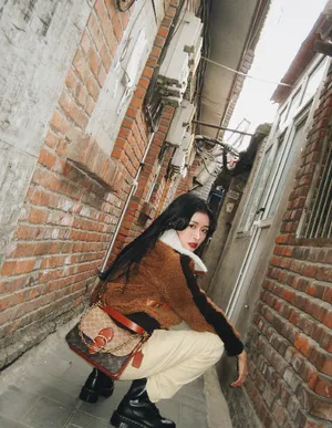 蔡卓宜冬日胡同口写真图片_14