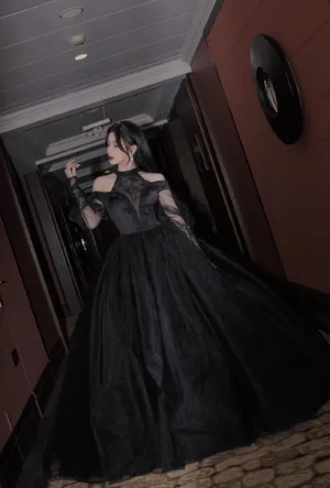 蔡卓宜黑天鹅造型性感写真图片_5