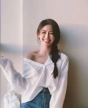 性感美女蔡卓宜优雅个性写真_3