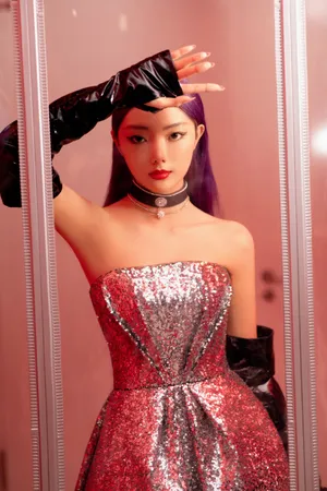 李紫婷抹胸裙性感撩人写真图片_7