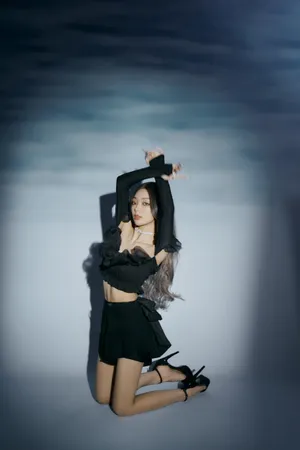 李紫婷双11晚会酷美性感写真图片_2