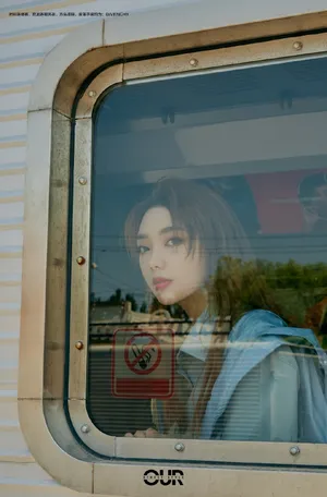 李紫婷衬衫连体裤酷美写真图片_2