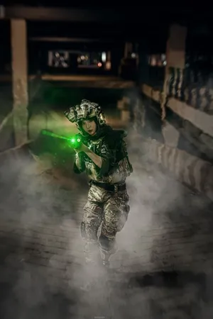 郑乃馨特种兵造型酷感写真图片_11