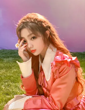 李紫婷粉嫩甜美光影写真图片_2