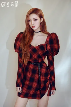 李紫婷烟熏妆酷美野性写真图片_9