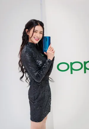 蔡卓宜OPPO活动照性感图片_2