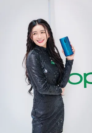 蔡卓宜OPPO活动照性感图片_3
