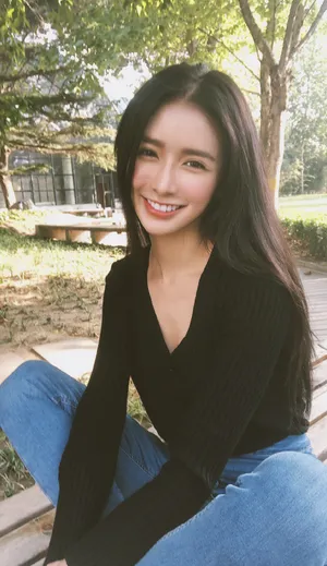 蔡卓宜惹火身材性感图片_3