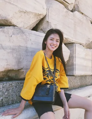 蔡卓宜甜美户外写真图片_3